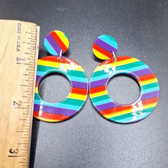Rainbow hoop earrings multicolor geometric circles pride jewelry - Picture 3 of 4